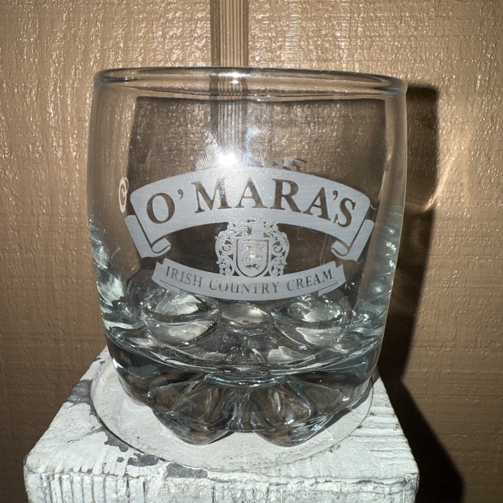 O'Mara's Irish Cream‎ Etched Glass Cup